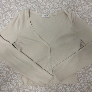 Aritzia Babaton Georgia cropped button cardigan